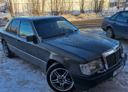 Mercedes-Benz E-Класс 1992 года