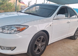 Toyota Camry 2005 года