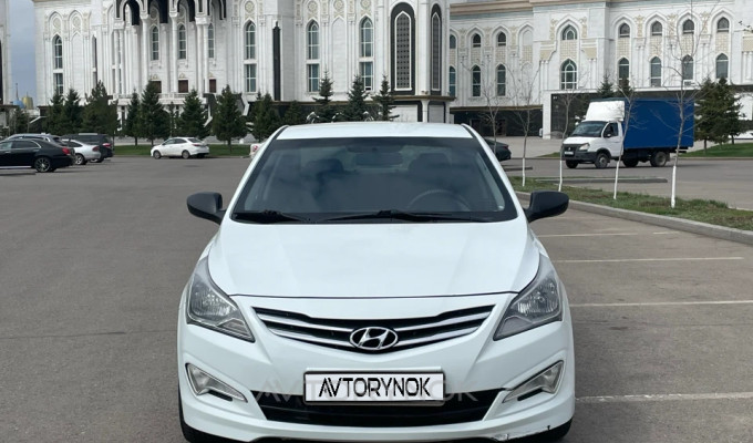 Hyundai Solaris 2015 года