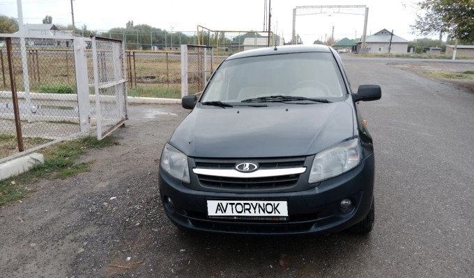 ВАЗ (Lada) Granta 2013 года