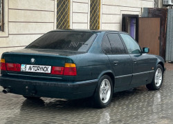 BMW 5 серия 1993 года