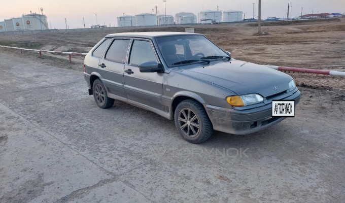 ВАЗ (Lada) 2114 2005 года