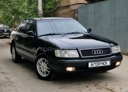 Audi 100 1993 года