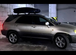 Toyota Harrier 2003 года