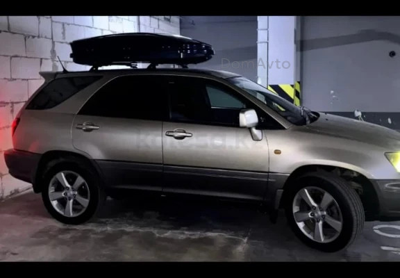 Toyota Harrier 2003 года