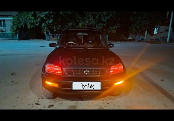 Toyota RAV4 1996 года