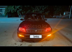 Toyota RAV4 1996 года