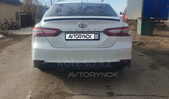 Toyota Camry 2018 года