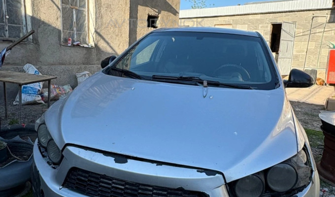 Chevrolet Aveo 2013 года