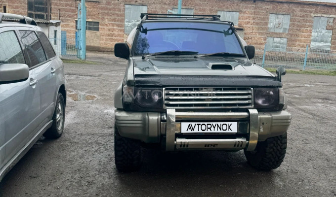 Mitsubishi Pajero 1997 года