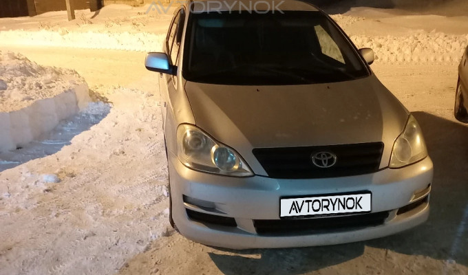 Toyota Ipsum 2004 года