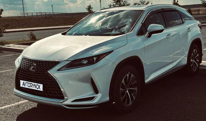 Lexus RX 2022 года