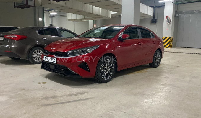 Kia Cerato 2022 года