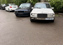 Mercedes-Benz E-Класс 1992 года