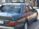 Mercedes-Benz E-Класс 1993 года