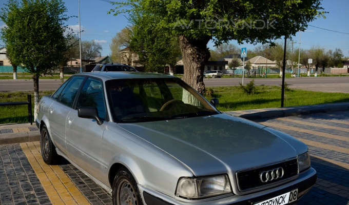 Audi 80 1992 года