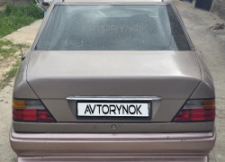Mercedes-Benz E-Класс 1994 года