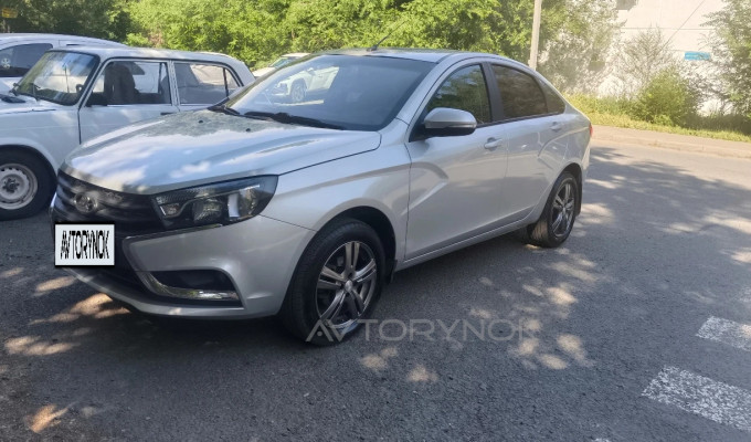 ВАЗ (Lada) Vesta 2018 года