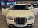 Chrysler 300C 2005 года