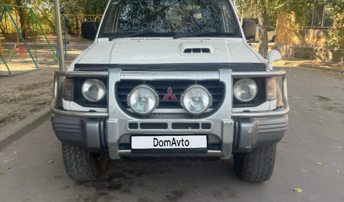 Mitsubishi Pajero 1996 года
