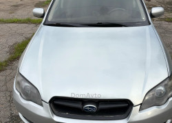 Subaru Legacy 2004 года