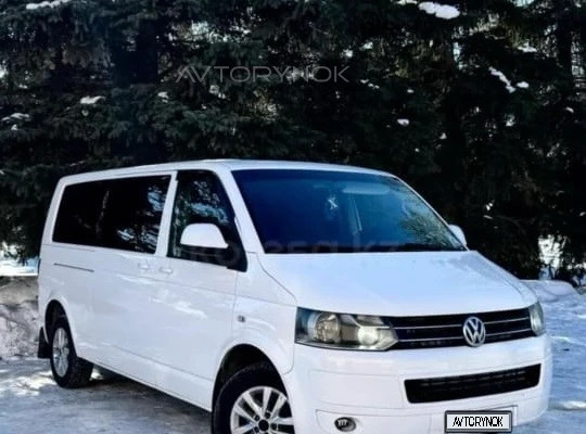 Volkswagen Caravelle 2015 года