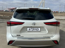 Toyota Highlander 2022 года