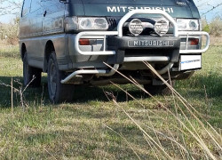 Mitsubishi Delica 1992 года