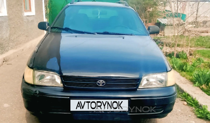 Toyota Carina E 1995 года