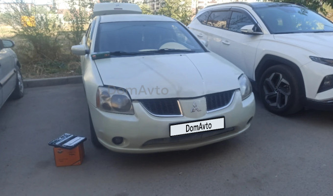 Mitsubishi Galant 2005 года