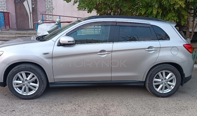 Mitsubishi ASX 2013 года