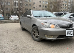Toyota Camry 2006 года