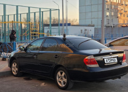 Toyota Camry 2005 года
