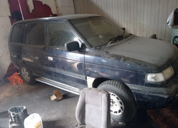 Mazda MPV 1997 года