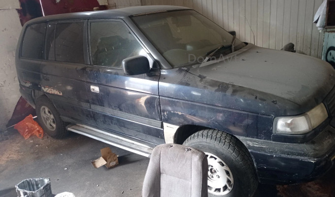 Mazda MPV 1997 года