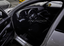 Hyundai Elantra 2024 года