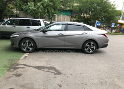 Hyundai Elantra 2023 года