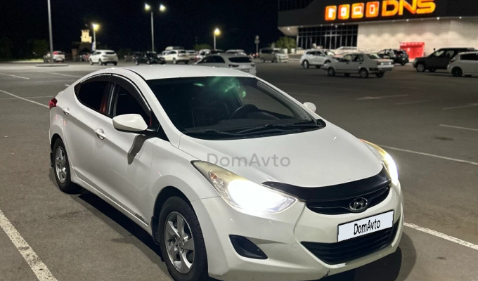 Hyundai Elantra 2011 года