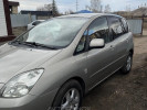 Toyota Corolla Verso 2002 года