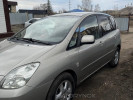 Toyota Corolla Verso 2002 года