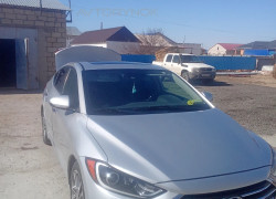 Hyundai Elantra 2016 года