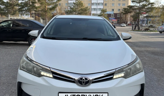 Toyota Corolla 2016 года