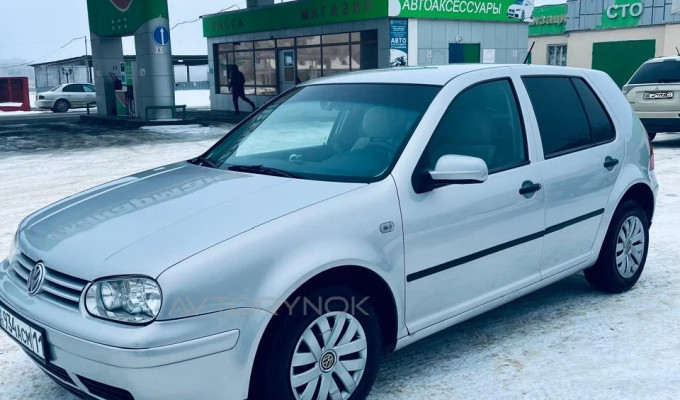 Volkswagen Golf 1999 года