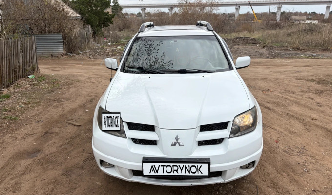 Mitsubishi Outlander 2002 года