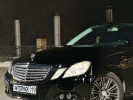 Mercedes-Benz E-Класс 2010 года