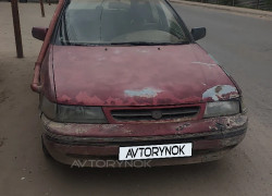 Subaru Legacy 1993 года