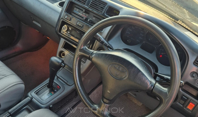 Toyota RAV4 1995 года