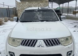 Mitsubishi Pajero Sport 2013 года