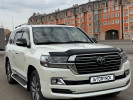 Toyota Land Cruiser 2017 года