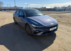 Hyundai Elantra 2025 года